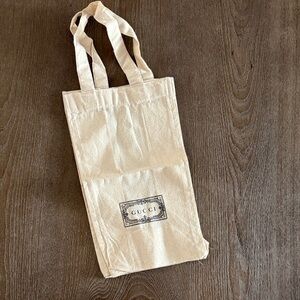 Gucci Beige Canvas Tote with Logo Authentic never used